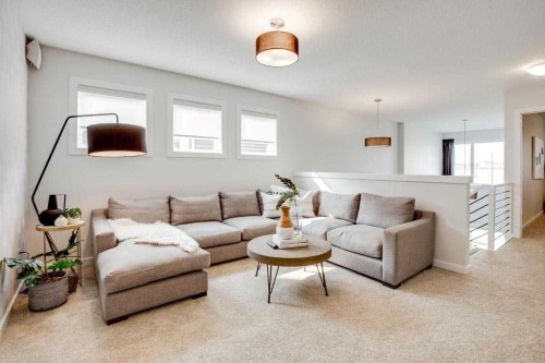 102 Rochester Crescent Nw, Calgary, AB 