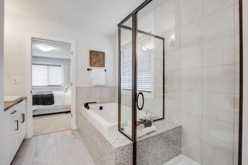 102 Rochester Crescent Nw, Calgary, AB 