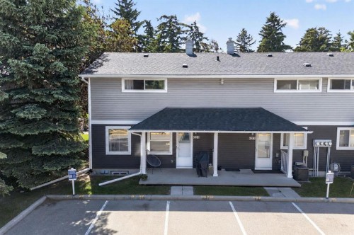 624 Regal Park Ne, Calgary, AB 
