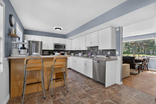 624 Regal Park Ne, Calgary, AB 