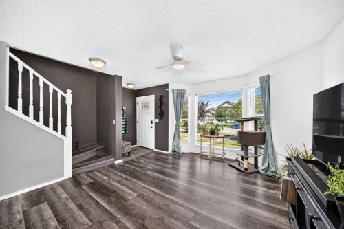 127 Cramond Place Se, Calgary, AB 