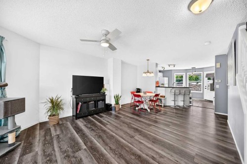 127 Cramond Place Se, Calgary, AB 