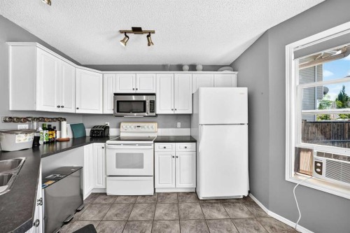 127 Cramond Place Se, Calgary, AB 