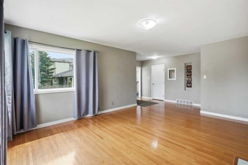 111 42 Avenue Ne, Calgary, AB 
