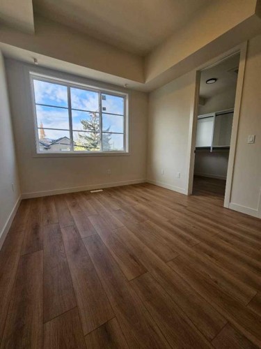 3203 14 Avenue Sw, Calgary, AB 
