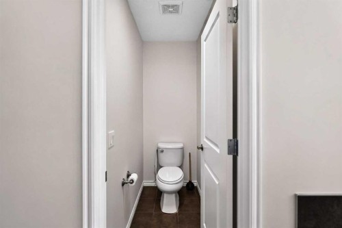 444 Rainbow Falls Way, Chestermere, AB 