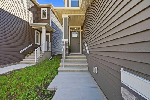332 Belmont Park Sw, Calgary, AB 