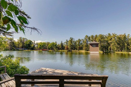8808 48 Avenue, Calgary, AB 