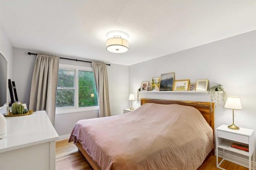 2291 Flanders Avenue Sw, Calgary, AB 