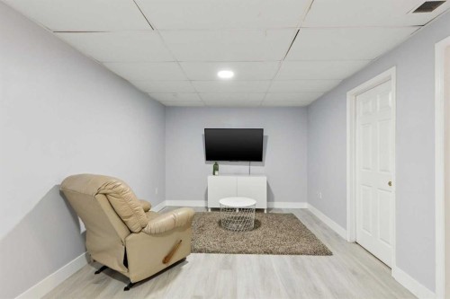 2291 Flanders Avenue Sw, Calgary, AB 