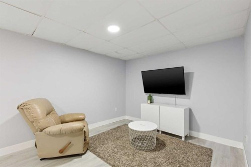 2291 Flanders Avenue Sw, Calgary, AB 