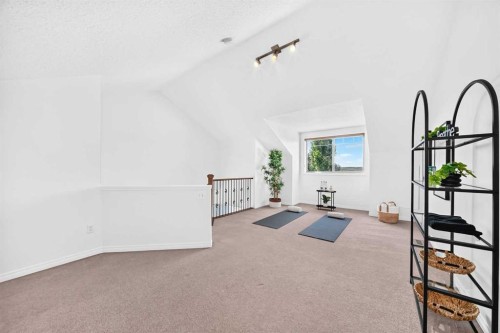 241 Springbank Terrace Sw, Calgary, AB 