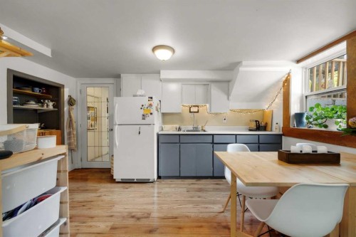 2507 15A Street Sw, Calgary, AB 