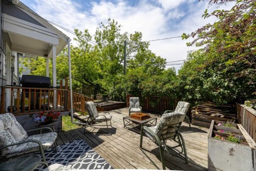 2507 15A Street Sw, Calgary, AB 
