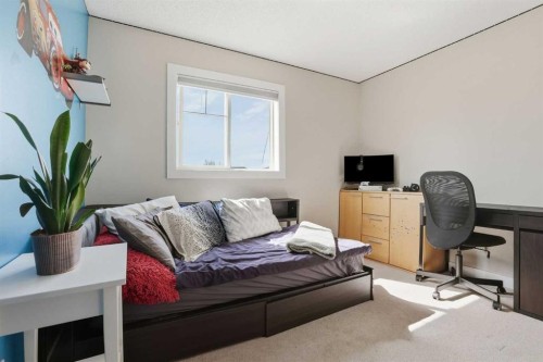 121 Canoe Square Sw, Airdrie, AB 
