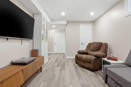 121 Canoe Square Sw, Airdrie, AB 