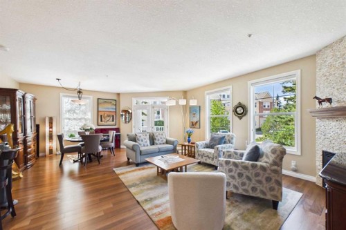 254-3000 Marda Link Sw, Calgary, AB - Indoor Photo Showing Living Room