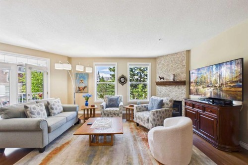 254-3000 Marda Link Sw, Calgary, AB - Indoor Photo Showing Living Room