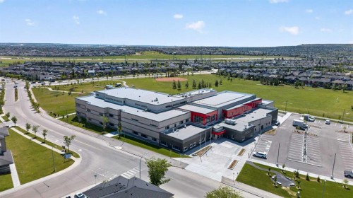 418 Evansdale Way Nw, Calgary, AB 