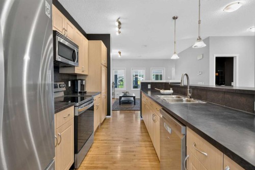 418 Evansdale Way Nw, Calgary, AB 