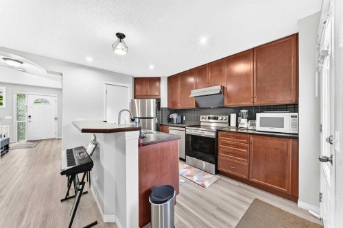94 Tuscany Ridge Common Nw, Calgary, AB 