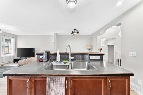 94 Tuscany Ridge Common Nw, Calgary, AB 