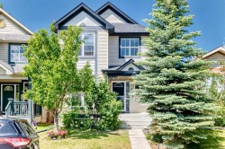 94 Tuscany Ridge Common NW Calgary, AB T3L 3E2