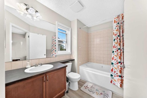 94 Tuscany Ridge Common Nw, Calgary, AB 