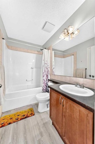 94 Tuscany Ridge Common Nw, Calgary, AB 