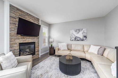 141 Copperpond Bay Se, Calgary, AB 