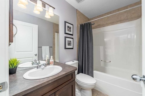 141 Copperpond Bay Se, Calgary, AB 