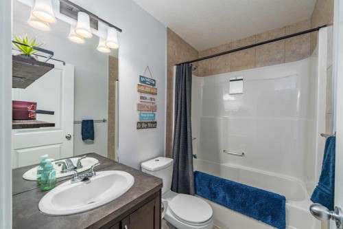 141 Copperpond Bay Se, Calgary, AB 