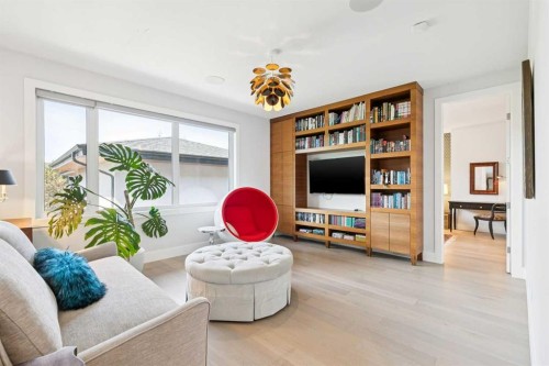 6626 Bow Crescent Nw, Calgary, AB 