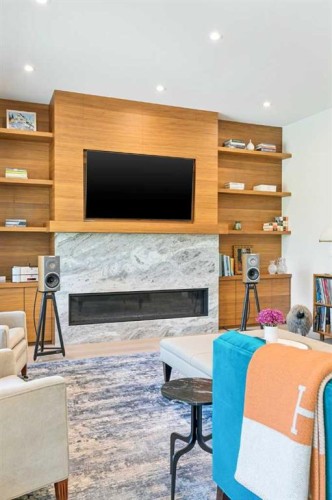 6626 Bow Crescent Nw, Calgary, AB 
