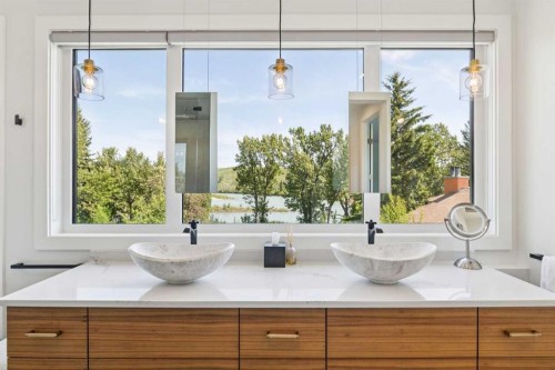 6626 Bow Crescent Nw, Calgary, AB 