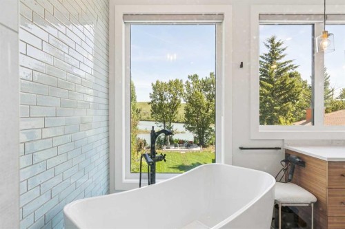 6626 Bow Crescent Nw, Calgary, AB 