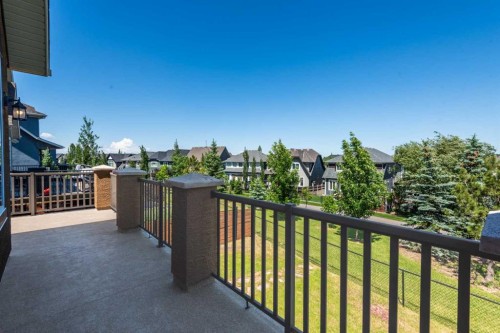 258 Mahogany Place Se, Calgary, AB 