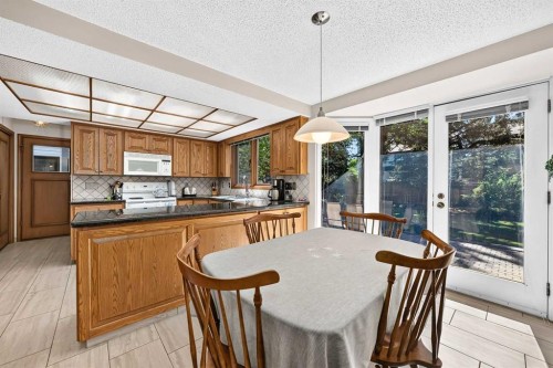 391 Canterville Drive Sw, Calgary, AB 