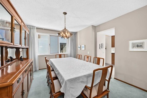 391 Canterville Drive Sw, Calgary, AB 