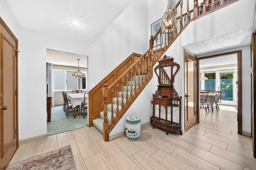 391 Canterville Drive Sw, Calgary, AB 