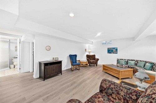 391 Canterville Drive Sw, Calgary, AB 