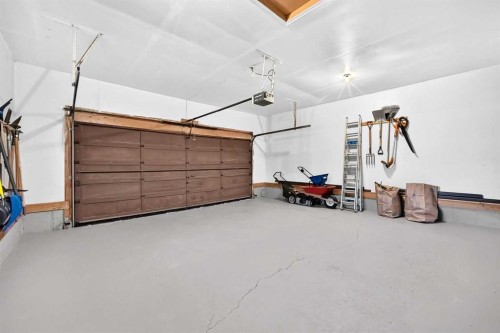 391 Canterville Drive Sw, Calgary, AB 