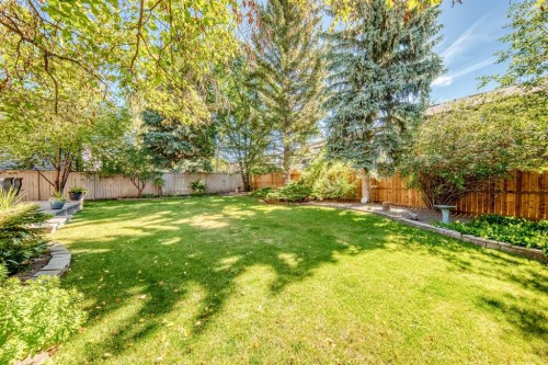 391 Canterville Drive Sw, Calgary, AB 