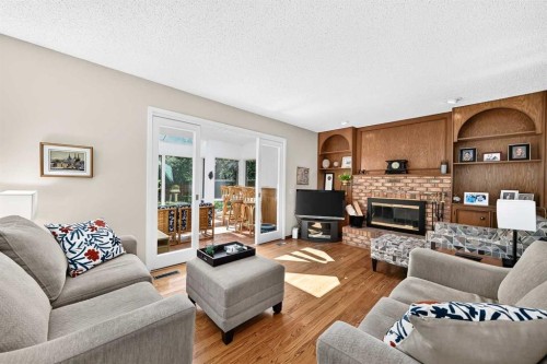 391 Canterville Drive Sw, Calgary, AB 