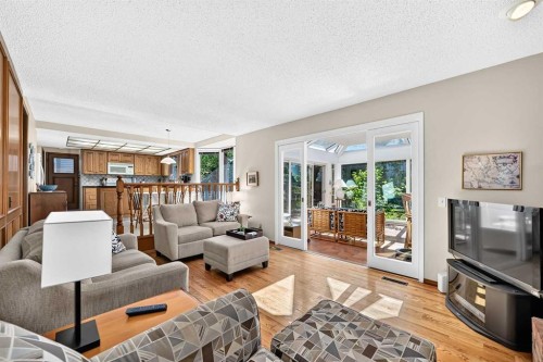 391 Canterville Drive Sw, Calgary, AB 