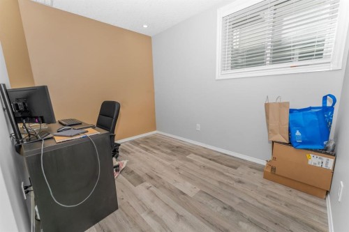 369 Martinwood Place Ne, Calgary, AB 