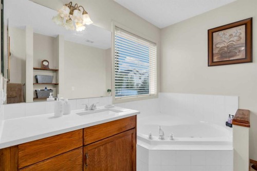 373 Bridlewood Avenue Sw, Calgary, AB 