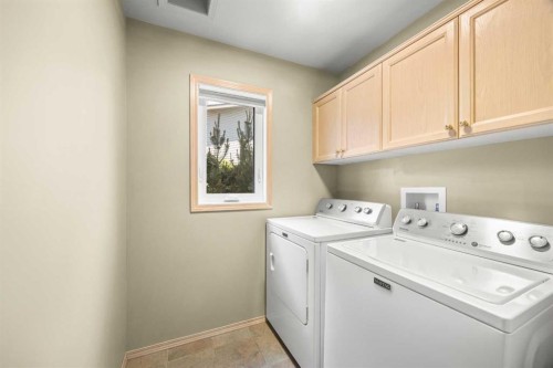 46 Sandalwood Heights Nw, Calgary, AB 