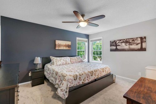 480 Douglas Glen Point Se, Calgary, AB 
