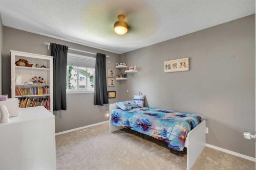480 Douglas Glen Point Se, Calgary, AB 